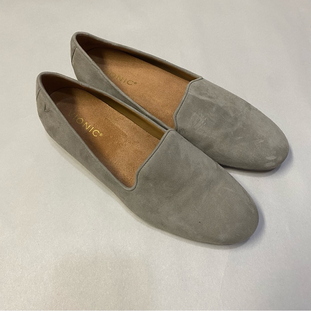 Vionic Women’s Willa Loafers Shoes 8W Suede Leather Grey Neutral Arch Support